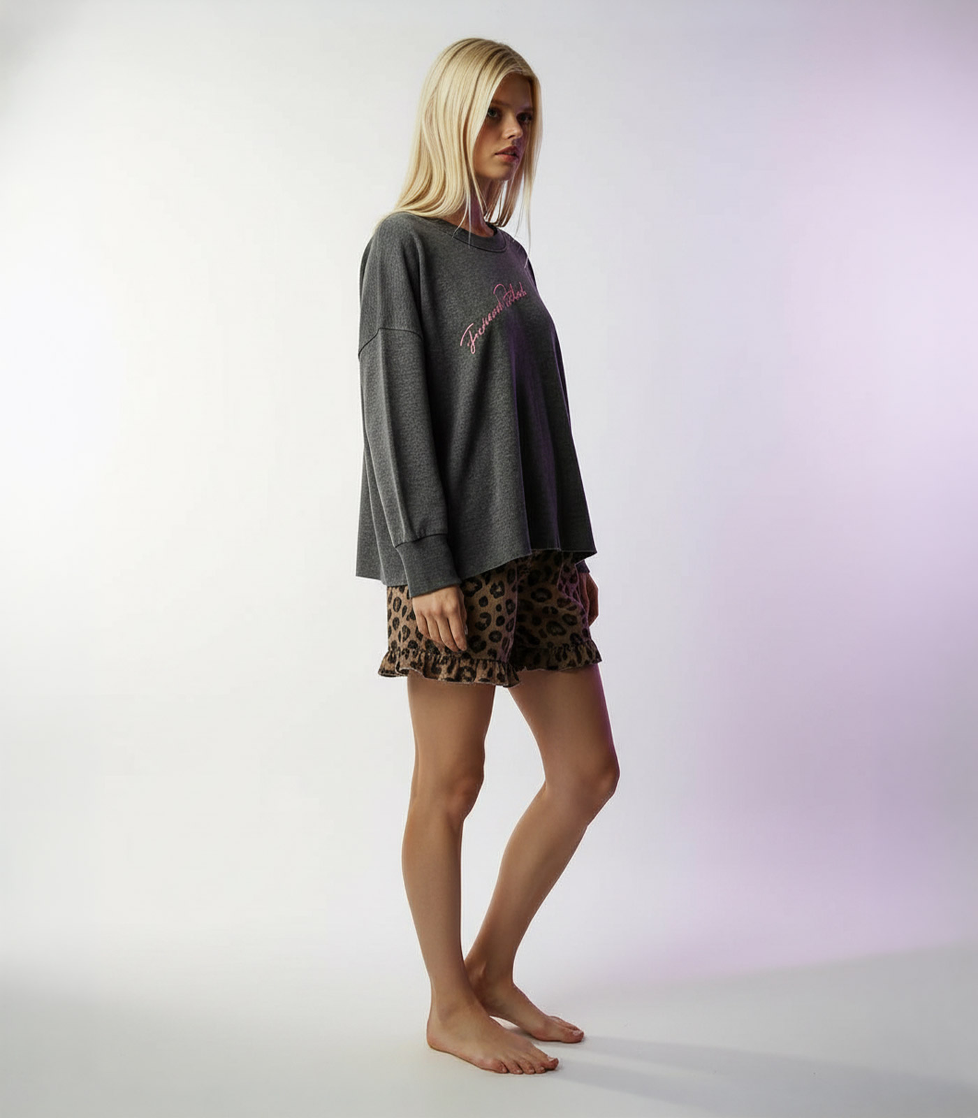 Thousand Petaled Logo Graphic Print Home Mega Sweatshirt